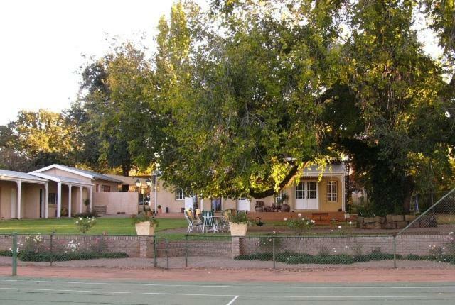 Apartamento Rose Garden Manor House Harrismith Exterior foto